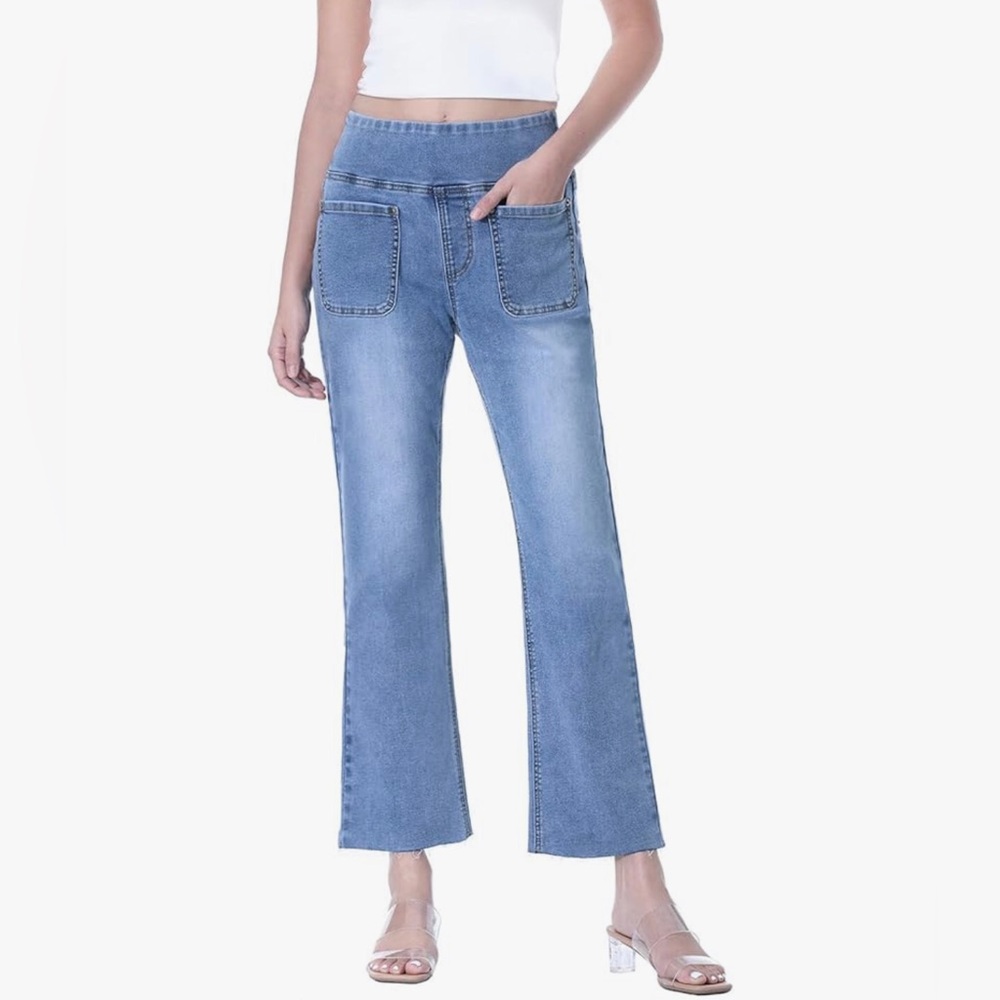 NWOT. Soft Pull-On Crop Flare Jeans. Size L (Runs Large)